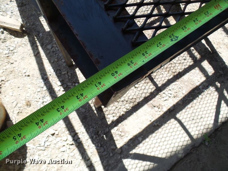 image for item DG1917 (2) sets of stairs