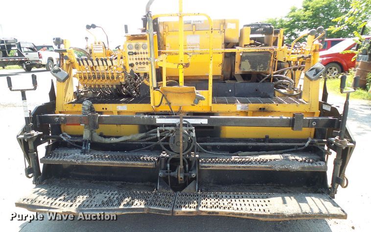 image for item DG1927 2005 LeeBoy 8500  paver