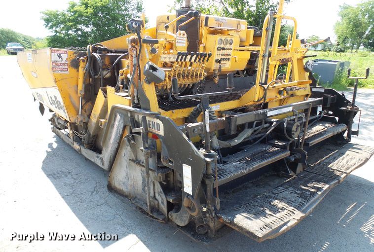 image for item DG1927 2005 LeeBoy 8500  paver