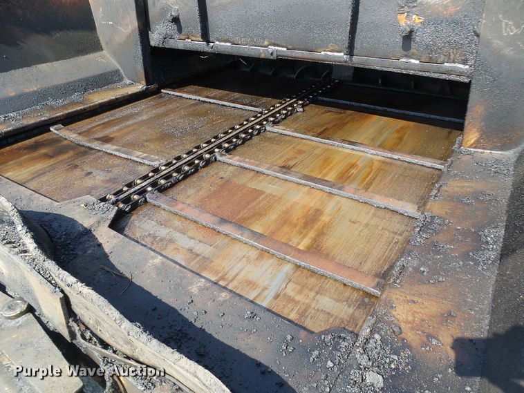 image for item DG1927 2005 LeeBoy 8500  paver