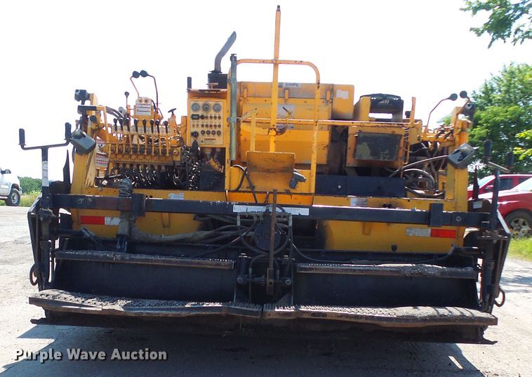 image for item DG1927 2005 LeeBoy 8500  paver