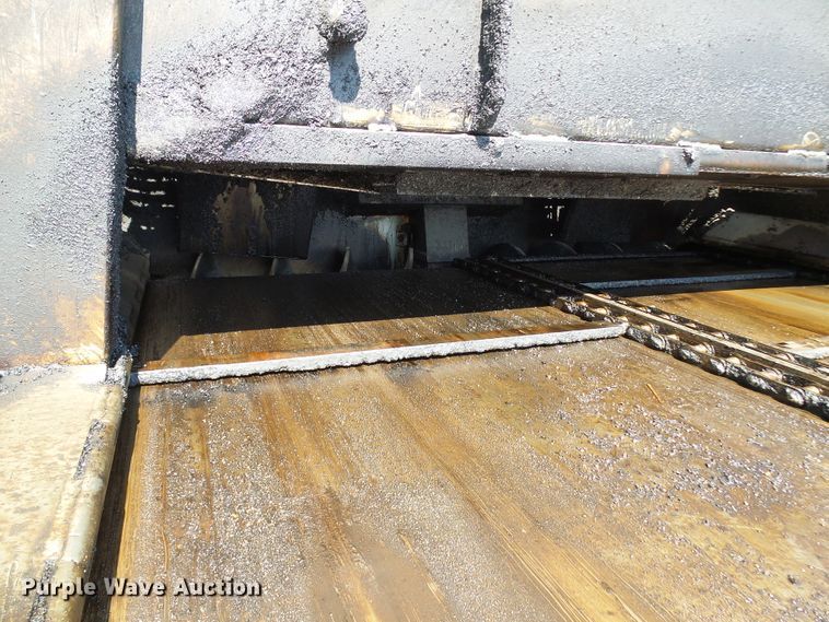 image for item DG1927 2005 LeeBoy 8500  paver