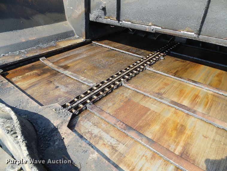 image for item DG1927 2005 LeeBoy 8500  paver