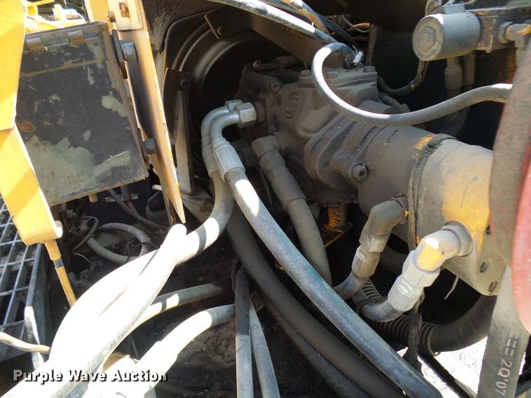 image for item DG1927 2005 LeeBoy 8500  paver