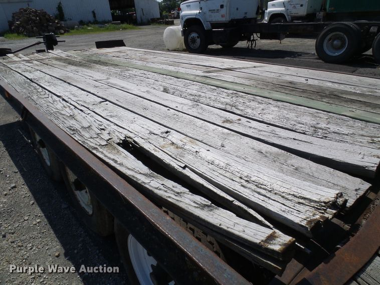 image for item DG1928 1988 Utility equipment trailer