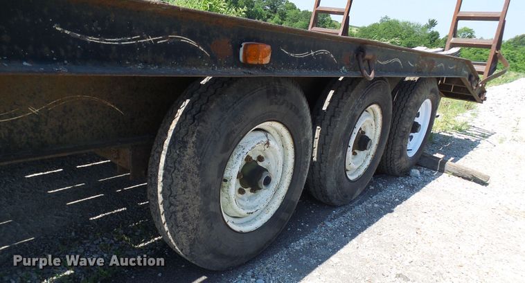 image for item DG1928 1988 Utility equipment trailer