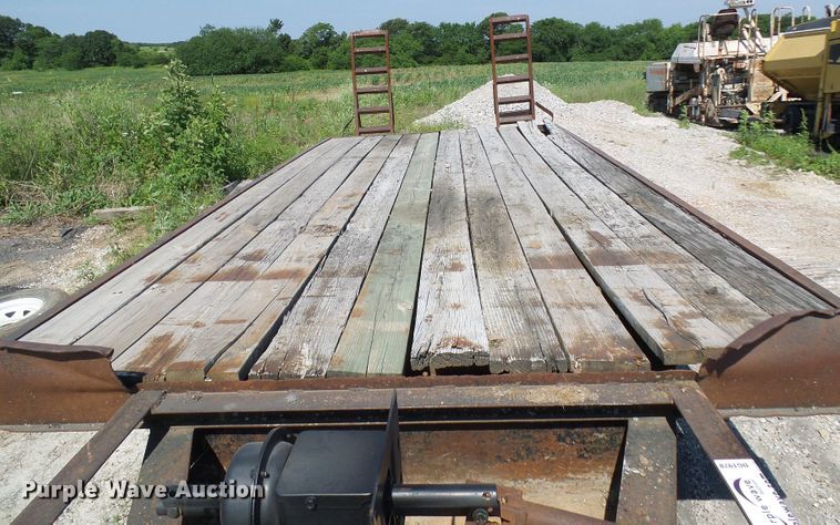 image for item DG1928 1988 Utility equipment trailer