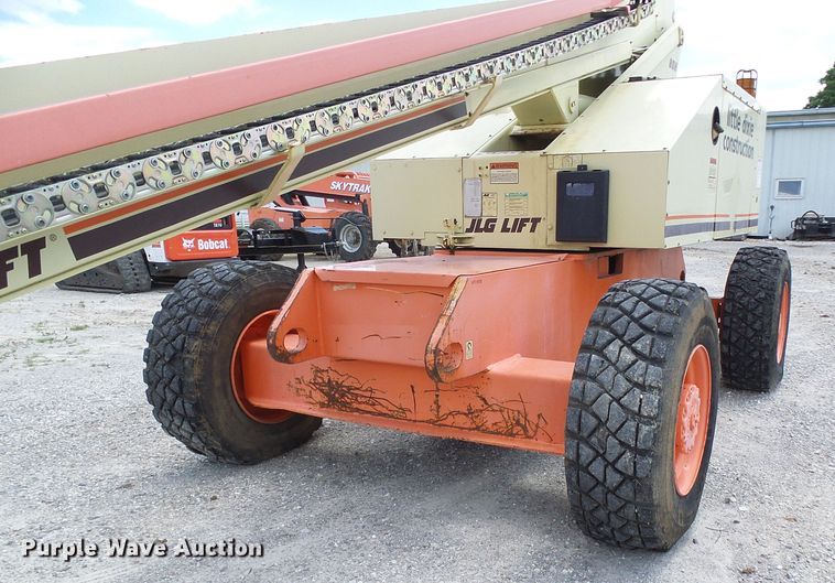 image for item DG1932 1996 JLG 80H  boom lift
