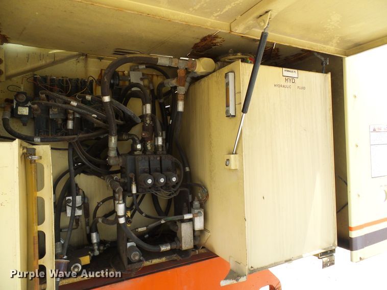 image for item DG1932 1996 JLG 80H  boom lift