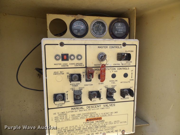 image for item DG1932 1996 JLG 80H  boom lift