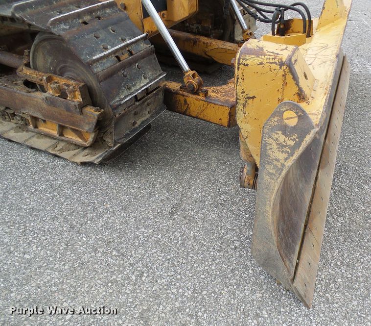 image for item DG1936 1996 Case 550G  dozer