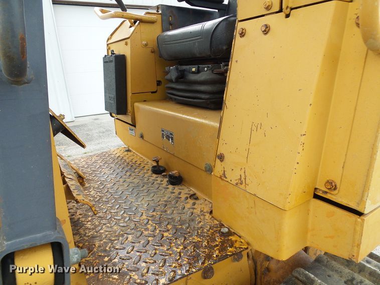 image for item DG1936 1996 Case 550G  dozer