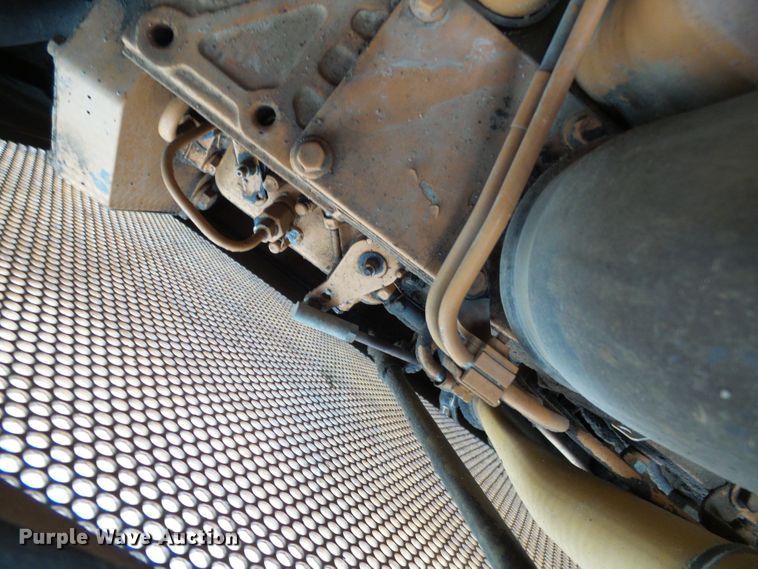 image for item DG1936 1996 Case 550G  dozer