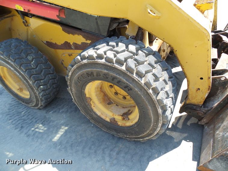 image for item DG1944 2010 Caterpillar 246C  skid steer loader