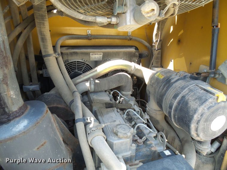 image for item DG1944 2010 Caterpillar 246C  skid steer loader