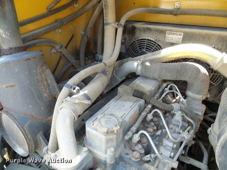 image for item DG1944 2010 Caterpillar 246C  skid steer loader