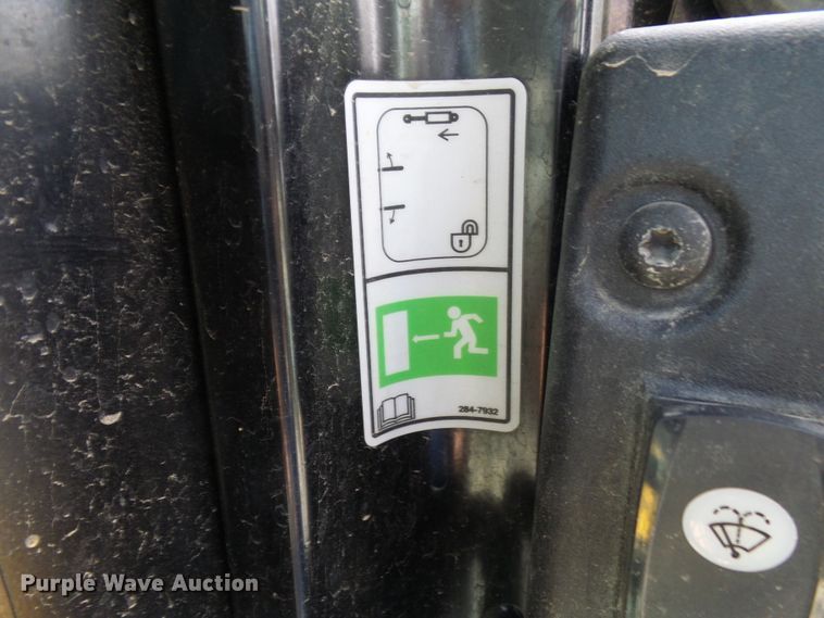 image for item DG1944 2010 Caterpillar 246C  skid steer loader