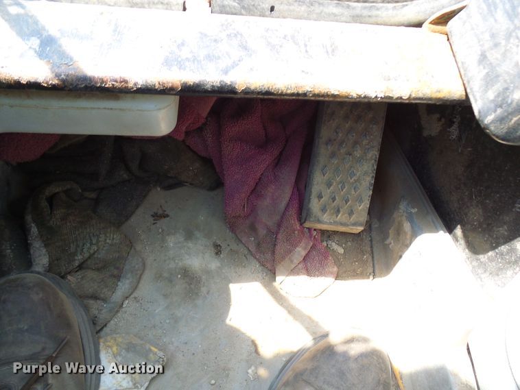 image for item DG1944 2010 Caterpillar 246C  skid steer loader