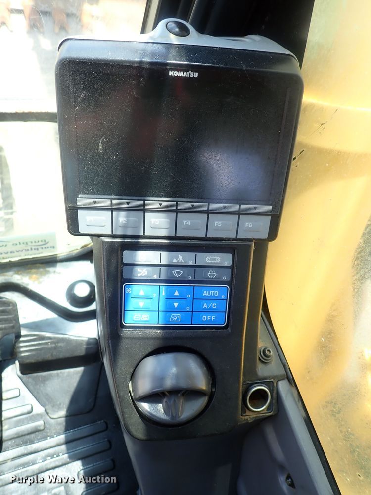 image for item DG2241 2008 Komatsu PC400LC-8  excavator