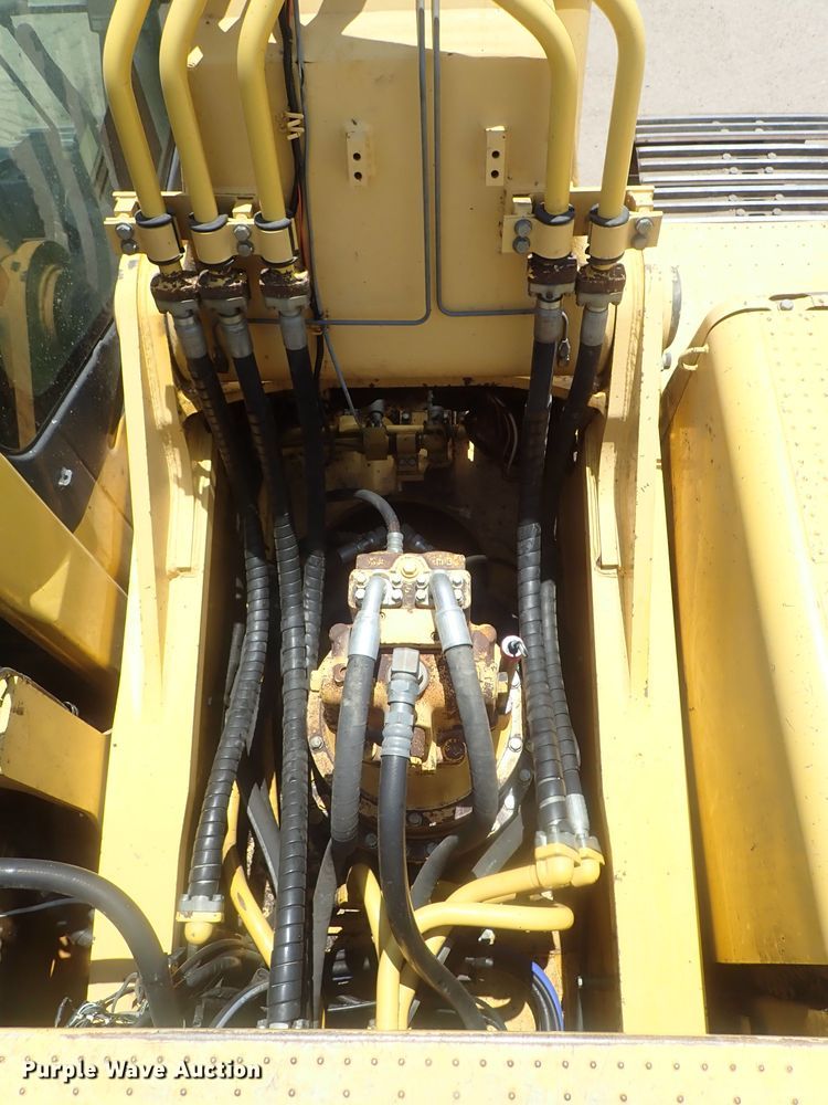 image for item DG2241 2008 Komatsu PC400LC-8  excavator