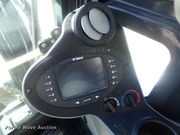 image for item DG2257 2015 Bobcat E35  mini excavator