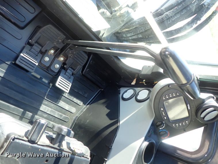 image for item DG2257 2015 Bobcat E35  mini excavator