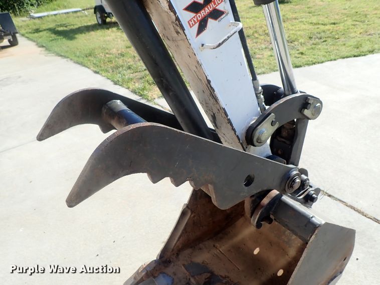 image for item DG2257 2015 Bobcat E35  mini excavator