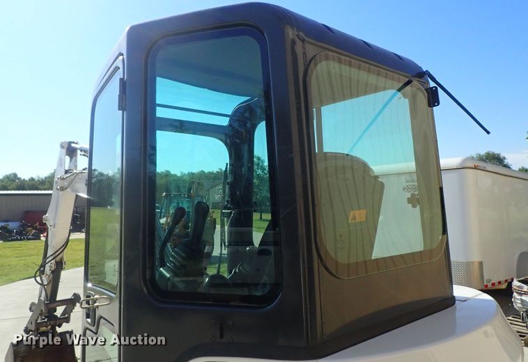 image for item DG2257 2015 Bobcat E35  mini excavator