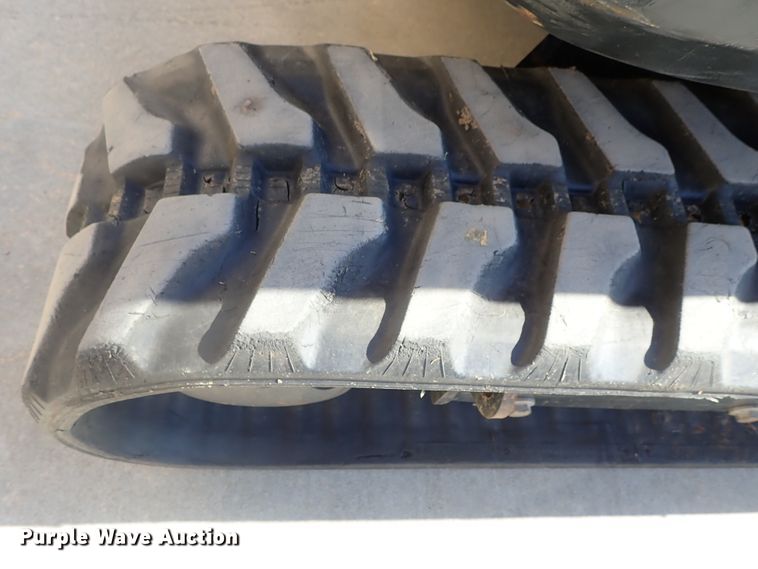 image for item DG2257 2015 Bobcat E35  mini excavator