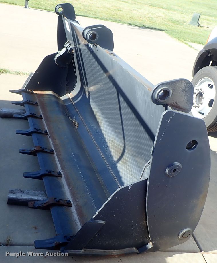 image for item DG2258 90"W combination bucket