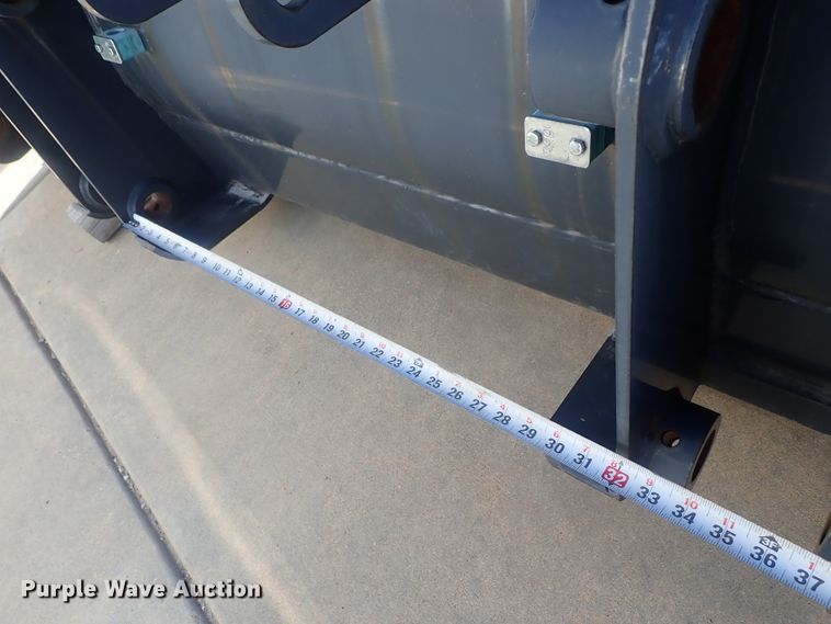 image for item DG2258 90"W combination bucket