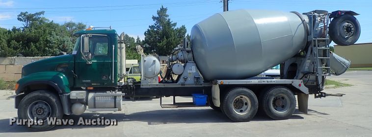 image for item DG2259 2004 Mack CV513  ready mix truck