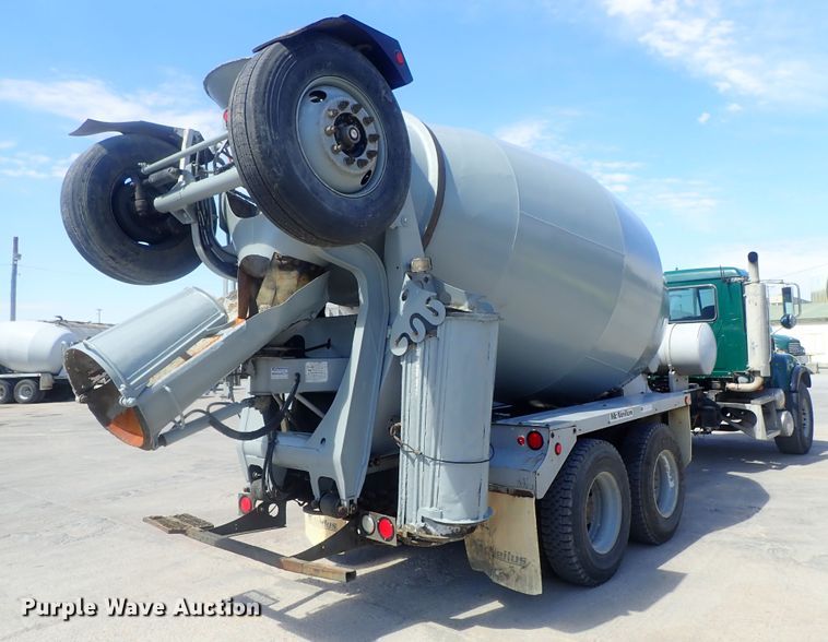 image for item DG2259 2004 Mack CV513  ready mix truck