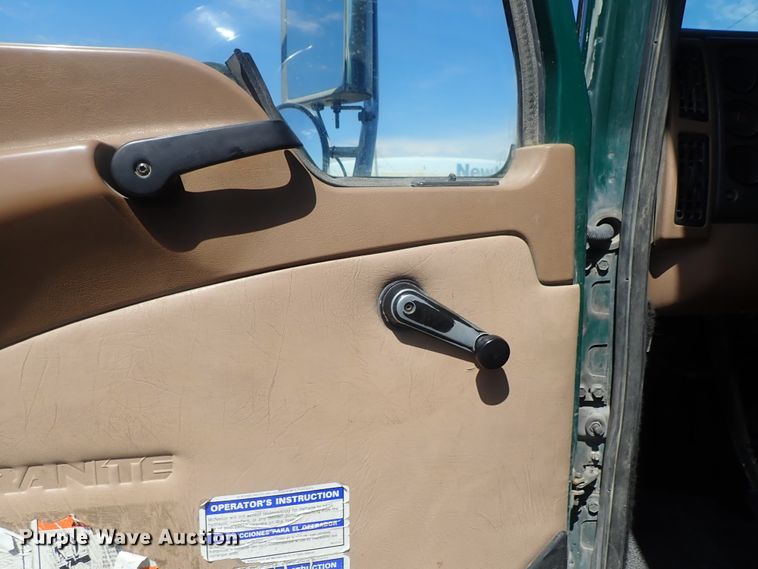 image for item DG2259 2004 Mack CV513  ready mix truck