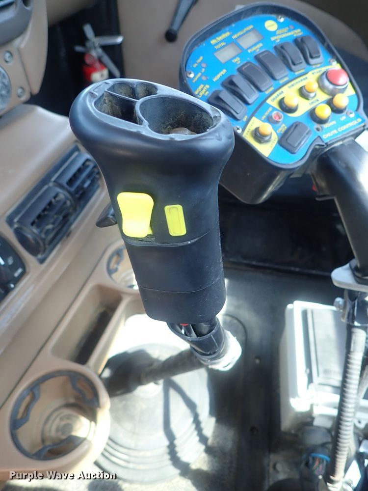 image for item DG2259 2004 Mack CV513  ready mix truck