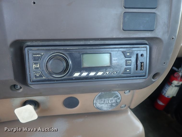 image for item DG2259 2004 Mack CV513  ready mix truck