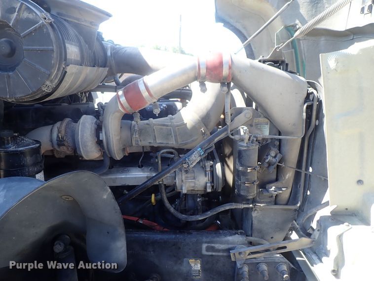 image for item DG2259 2004 Mack CV513  ready mix truck