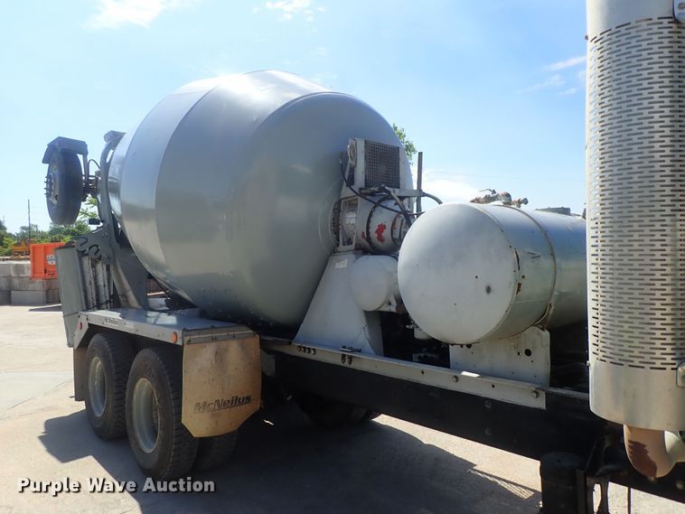 image for item DG2259 2004 Mack CV513  ready mix truck