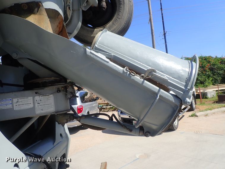 image for item DG2259 2004 Mack CV513  ready mix truck