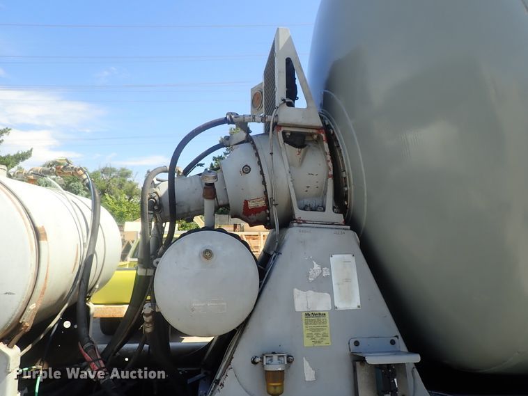 image for item DG2259 2004 Mack CV513  ready mix truck