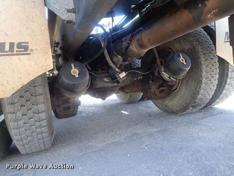 image for item DG2259 2004 Mack CV513  ready mix truck