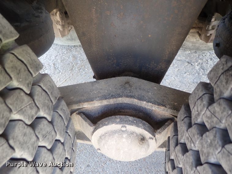 image for item DG2259 2004 Mack CV513  ready mix truck