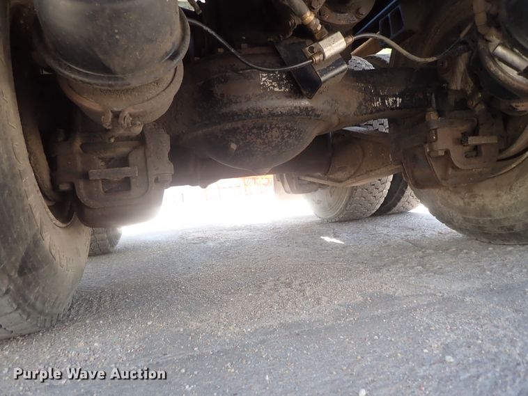 image for item DG2259 2004 Mack CV513  ready mix truck