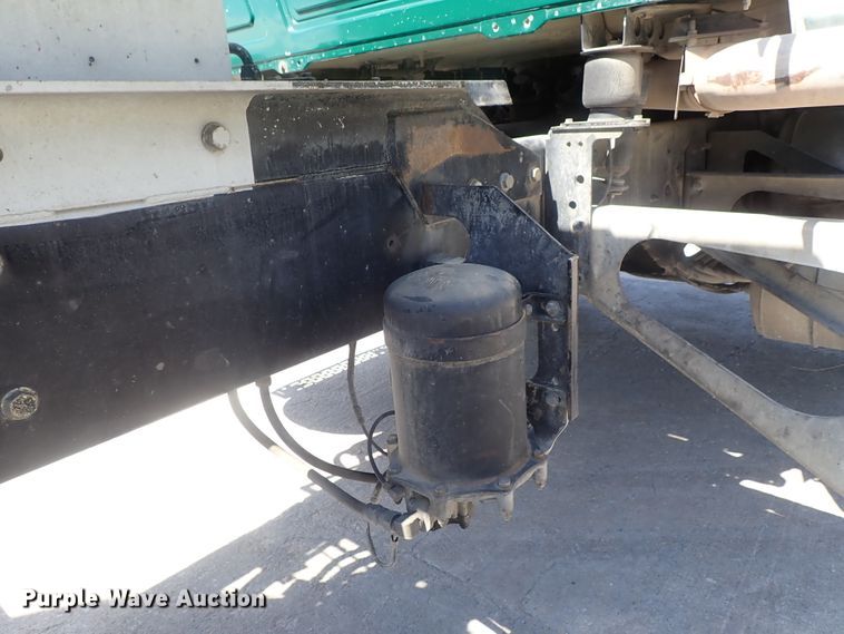 image for item DG2259 2004 Mack CV513  ready mix truck