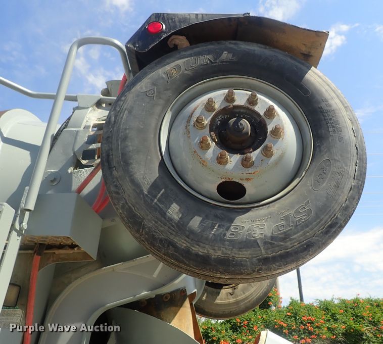 image for item DG2259 2004 Mack CV513  ready mix truck