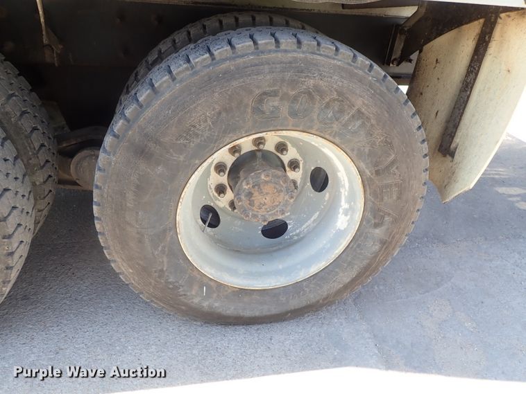 image for item DG2259 2004 Mack CV513  ready mix truck