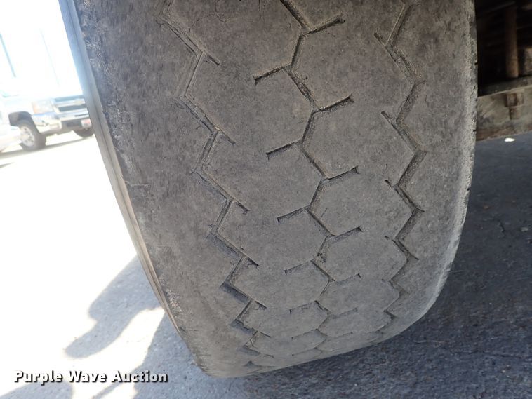 image for item DG2259 2004 Mack CV513  ready mix truck