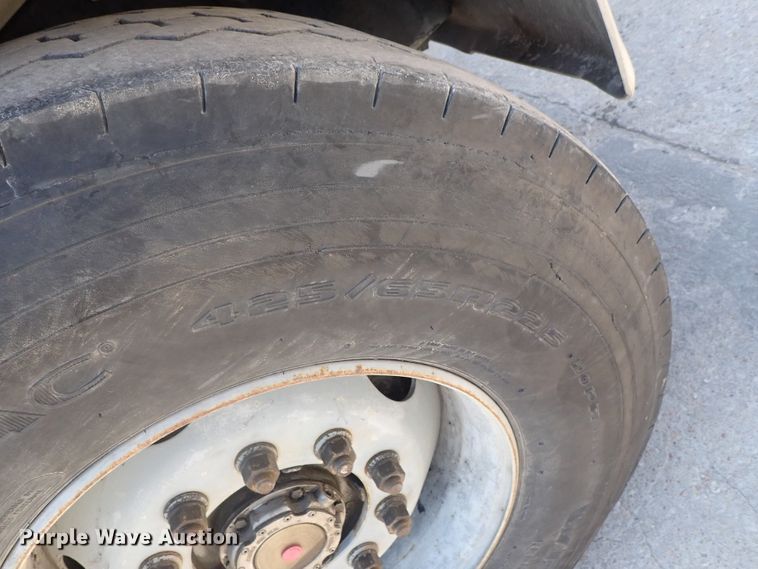 image for item DG2259 2004 Mack CV513  ready mix truck