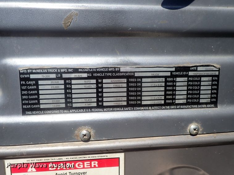 image for item DG2260 2001 Mack RD690S  ready mix truck