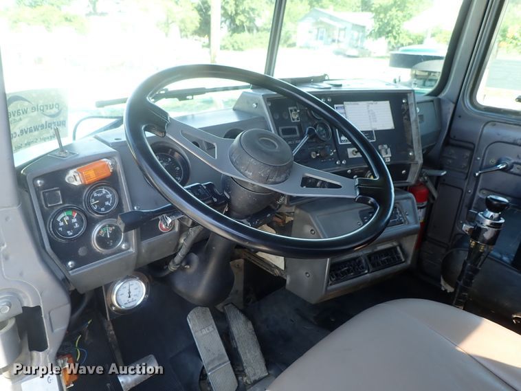 image for item DG2260 2001 Mack RD690S  ready mix truck